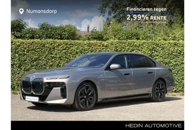 BMW i7 (2025) thumbnail 1