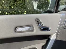 BMW iX (2025) thumbnail 12