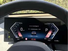 BMW iX (2025) thumbnail 19
