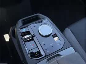 BMW iX (2025) thumbnail 20