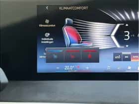 BMW iX (2025) thumbnail 23