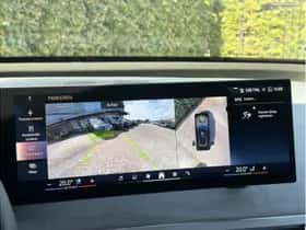 BMW iX (2025) thumbnail 29