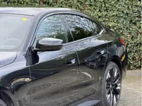 BMW i4 (2025) thumbnail 4