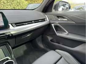 BMW iX2 (2025) thumbnail 27