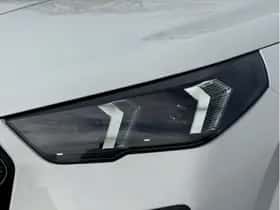 BMW iX2 (2025) thumbnail 4