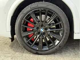 BMW iX2 (2025) thumbnail 6
