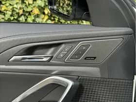 BMW iX2 (2025) thumbnail 8