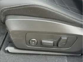 BMW iX2 (2025) thumbnail 10
