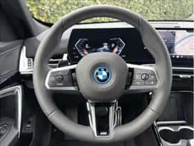 BMW iX1 (2026) thumbnail 11