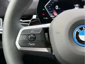 BMW iX1 (2026) thumbnail 12