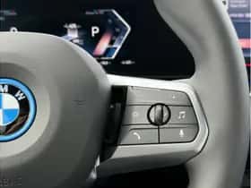 BMW iX1 (2026) thumbnail 13