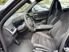 BMW iX1 (2026) thumbnail 6