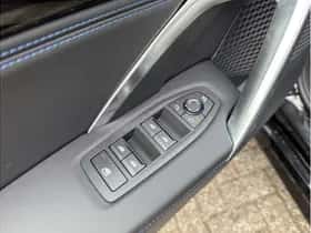 BMW iX1 (2026) thumbnail 9