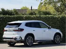BMW X1 (2025) thumbnail 2