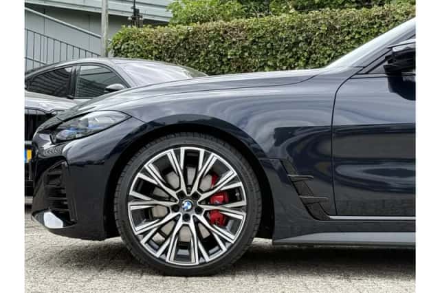 BMW 4-Serie (2024) thumbnail 4