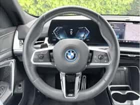 BMW iX2 (2024) thumbnail 15