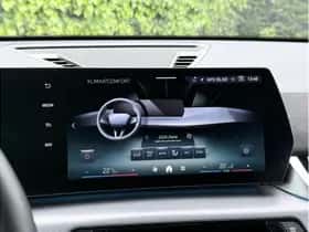 BMW iX2 (2024) thumbnail 26