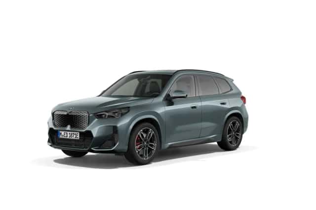 BMW iX1 (2026) thumbnail 1