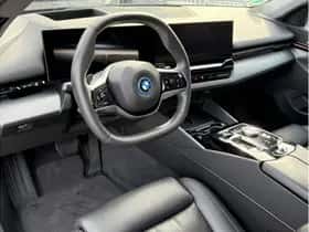 BMW 5-Serie (2024) thumbnail 12