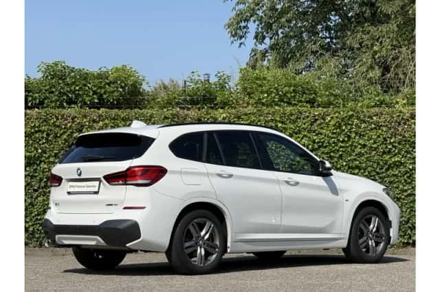 BMW X1 (2022) thumbnail 3