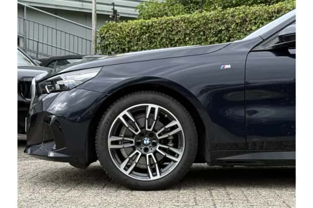 BMW 5-Serie (2024) thumbnail 4