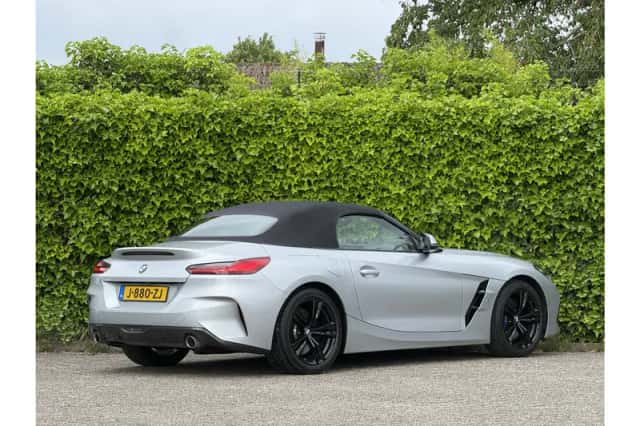 BMW Z4 (2020) thumbnail 2