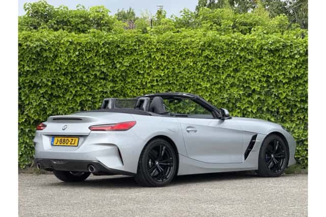 BMW Z4 (2020) thumbnail 3