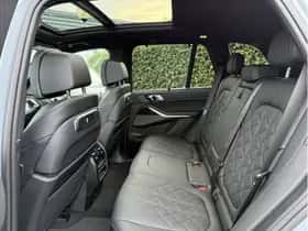 BMW X5 (2025) thumbnail 32