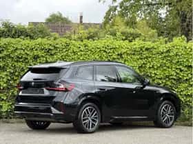 BMW X1 (2022) thumbnail 2