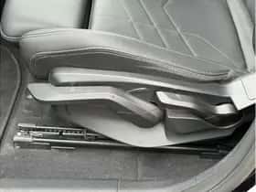 BMW X1 (2022) thumbnail 13