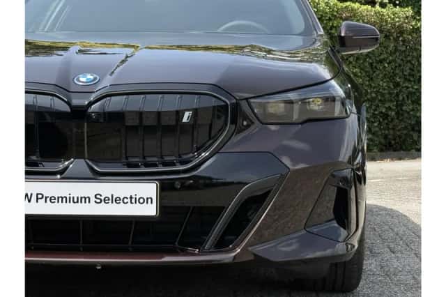 BMW i5 (2026) thumbnail 4