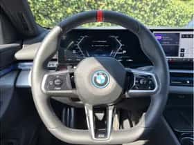 BMW i5 (2025) thumbnail 14