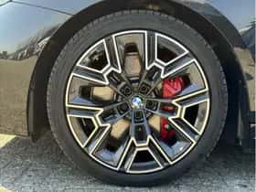 BMW i5 (2025) thumbnail 8