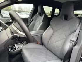 BMW iX (2026) thumbnail 5