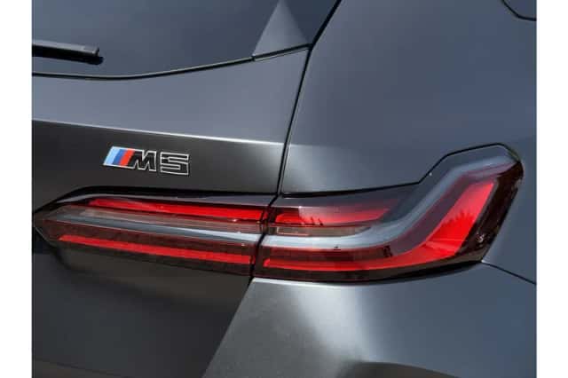 BMW M5 (2024) thumbnail 6