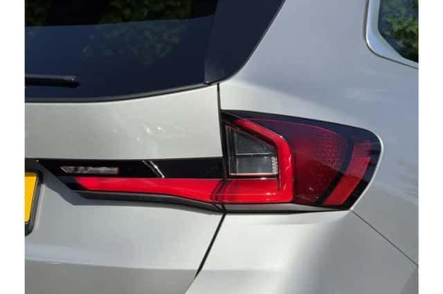 BMW X1 (2024) thumbnail 3