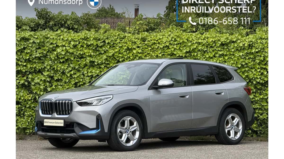 BMW iX1 (2023) — foto 1