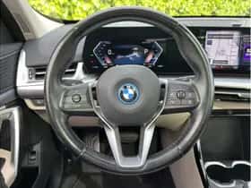 BMW iX1 (2023) thumbnail 15