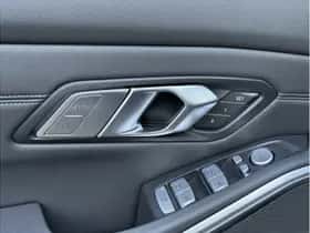 BMW M3 (2025) thumbnail 7