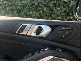 BMW X7 (2023) thumbnail 12