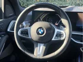 BMW X7 (2023) thumbnail 15