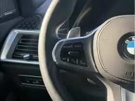 BMW X7 (2023) thumbnail 16