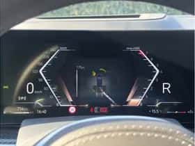 BMW X7 (2023) thumbnail 18