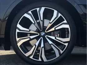 BMW X7 (2023) thumbnail 7