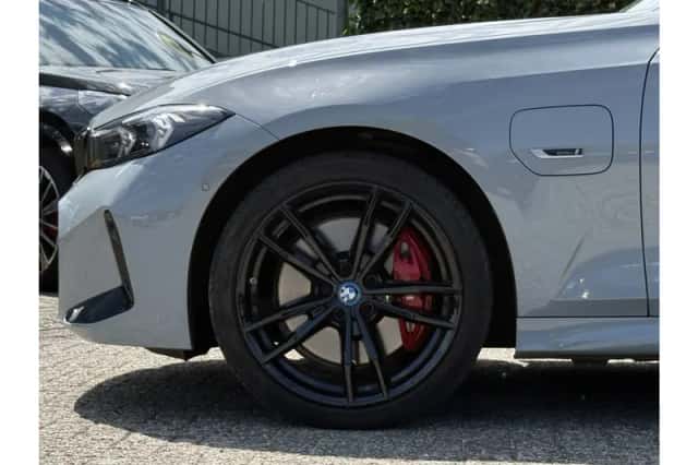 BMW 3-Serie (2023) thumbnail 5
