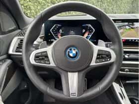 BMW X5 (2025) thumbnail 16