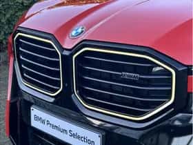 BMW XM (2025) thumbnail 4