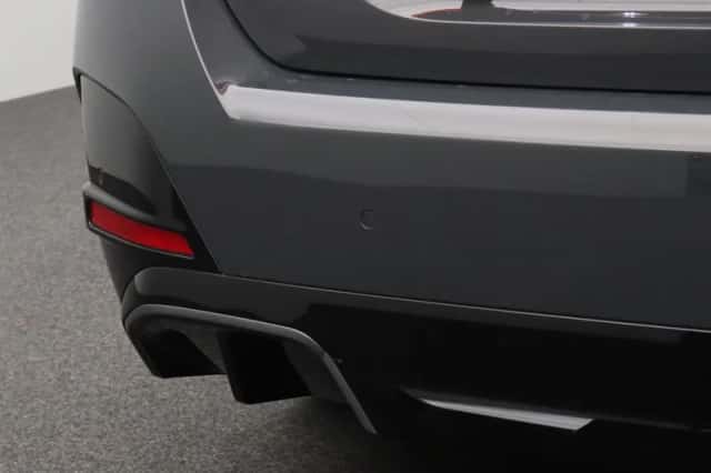 BMW i4 (2025) thumbnail 6