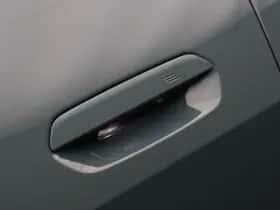 BMW i4 (2025) thumbnail 8