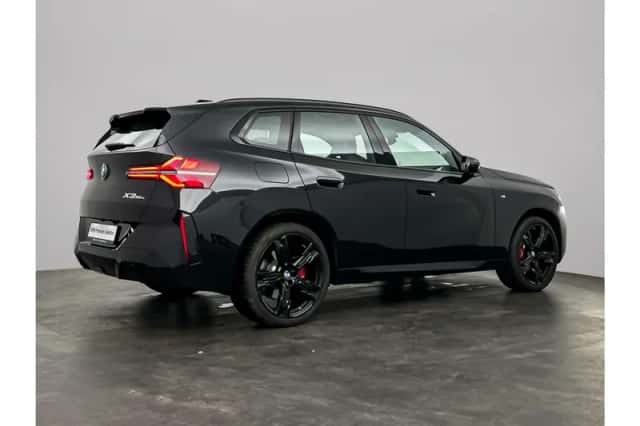 BMW X3 (2026) thumbnail 2